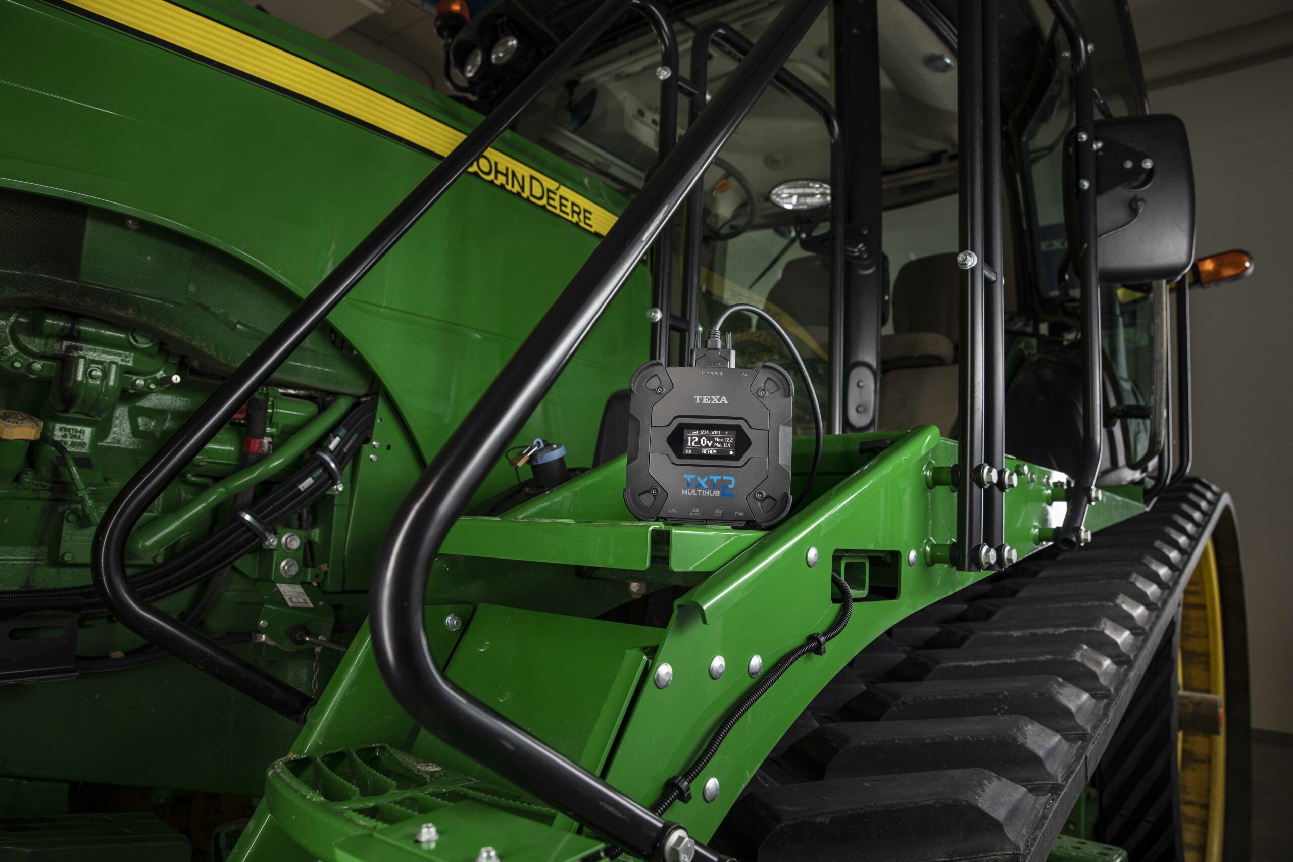 TXT_MULTIHUB_2_agri_john_deere-scaled